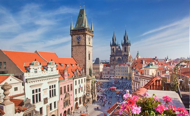 картинка для Чехія, де фасади віддають своє тепло